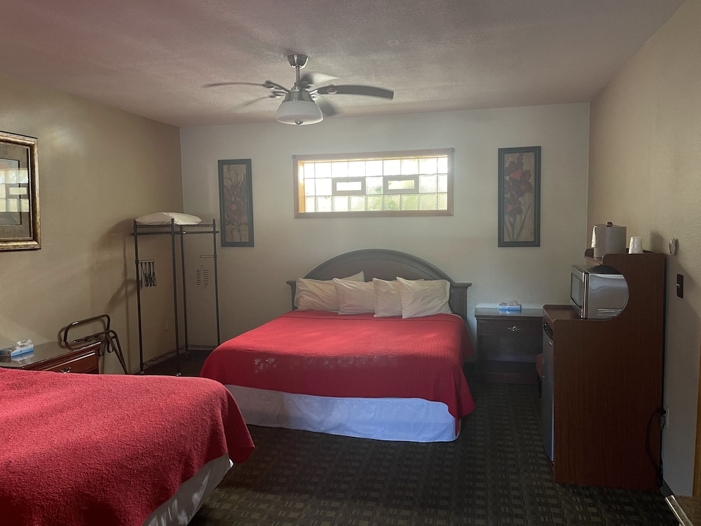 Deluxe Room, 2 Bedrooms photo 3