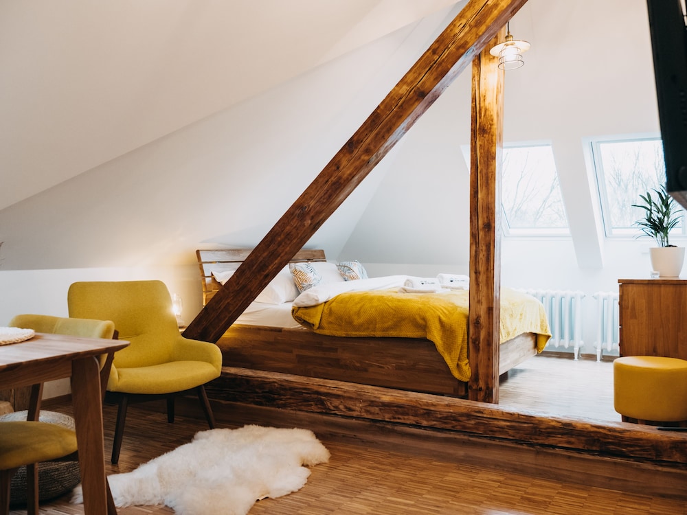 Comfort Room photo 2