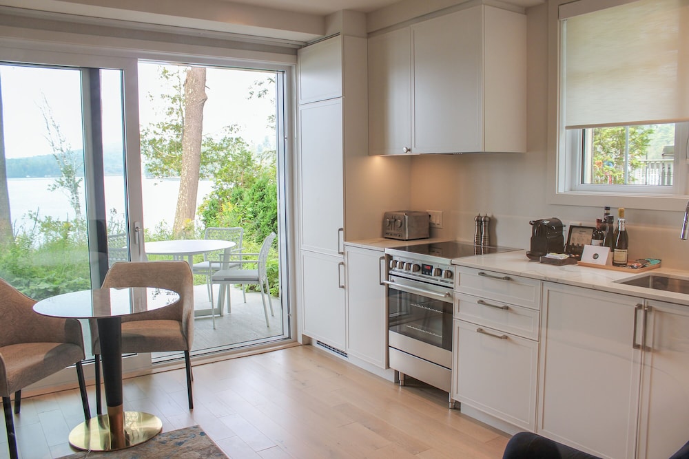 Suite Prestige 1, condos Terrasse, vue lac