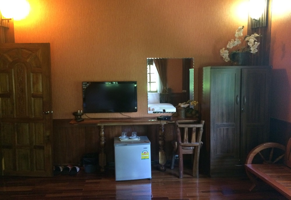 3 Bedroom Family House (Papaya) photo 2