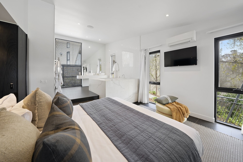 Escape Villa (King or Twin) - Photo 3
