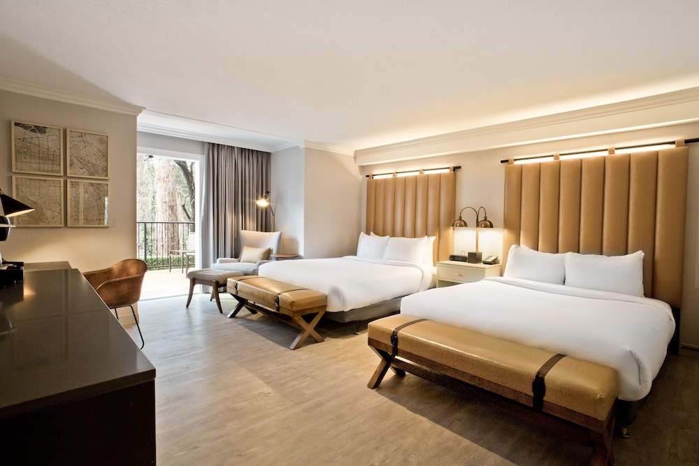 Room, 2 Queen Beds, Accessible, Balcony (Mobility, Hearing, Roll-In Shower) - Photo 2