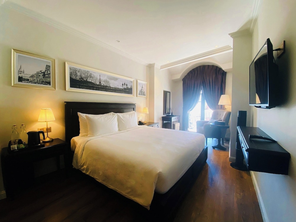 Senior Double Room, City View