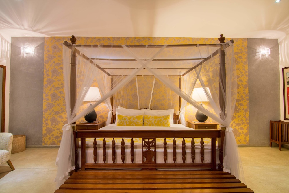 The Vanilla Colonial Suite photo 3