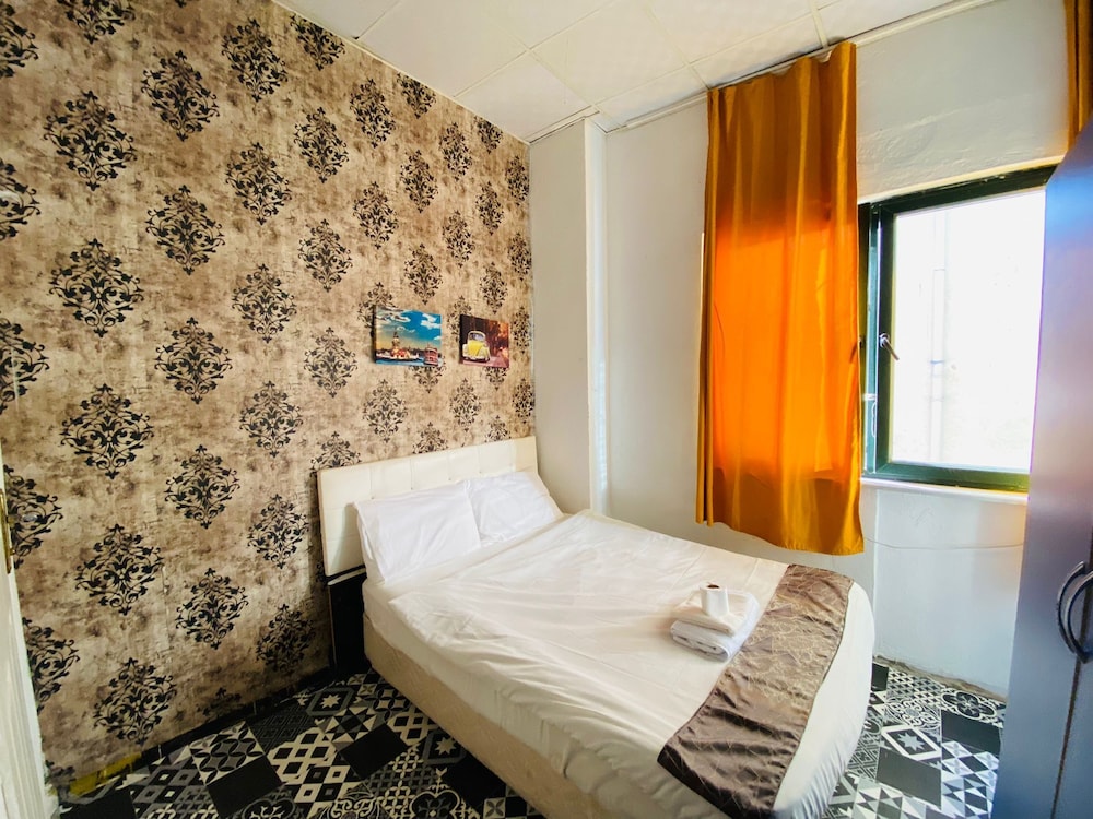 Standard Room photo 2