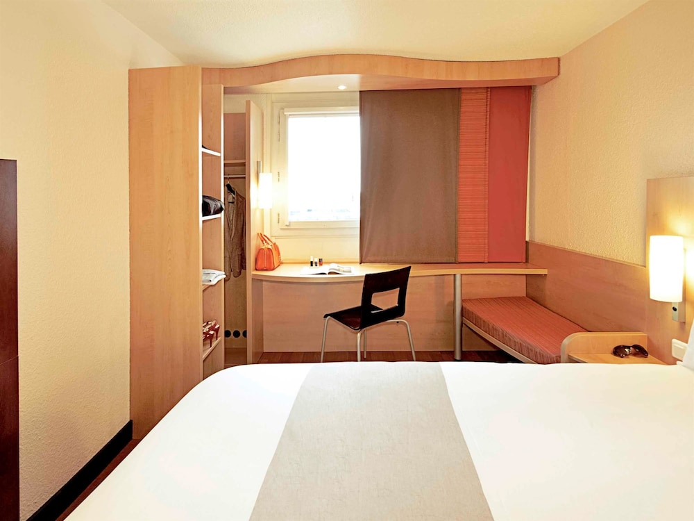 Standard Room, Multiple Beds - Photo 2