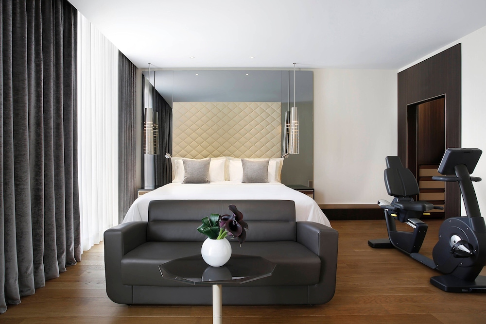 Executive Suite, 1 King Bed
