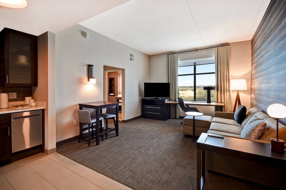 Suite, 1 Bedroom photo 1