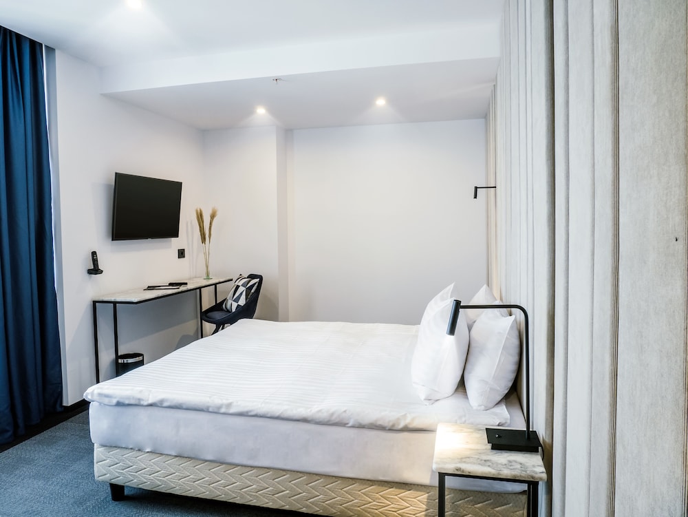 Superior Double Room - Photo 4