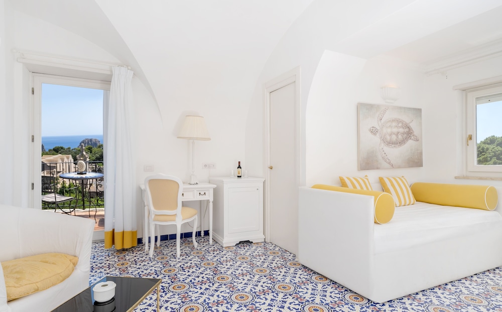 Junior Suite, Sea View - Photo 8