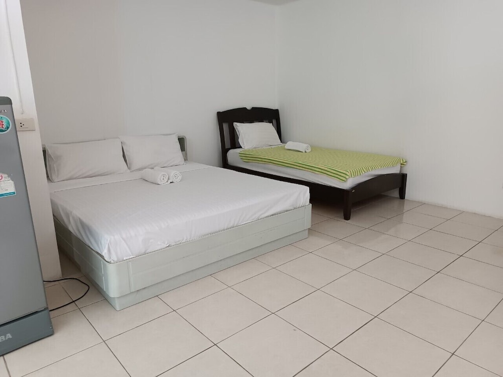 Deluxe Triple Room photo 2