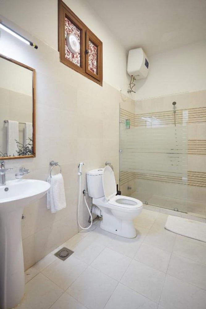 Deluxe Twin Room, Pool View - Photo 8