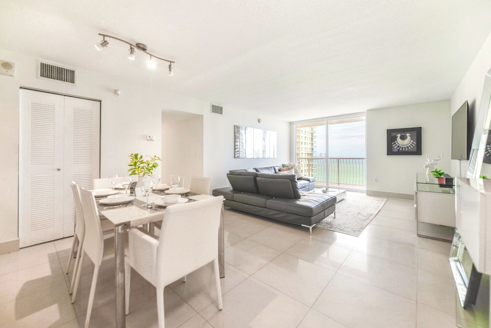 Condo, 3 Bedrooms, Balcony, Ocean View photo 1