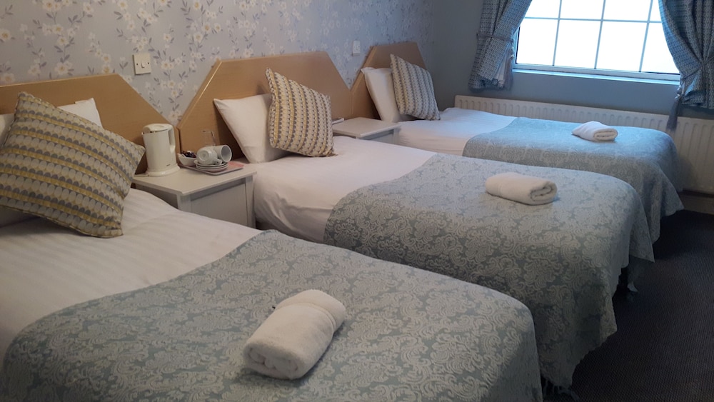 Deluxe Triple Room, 3 Twin Beds photo 1