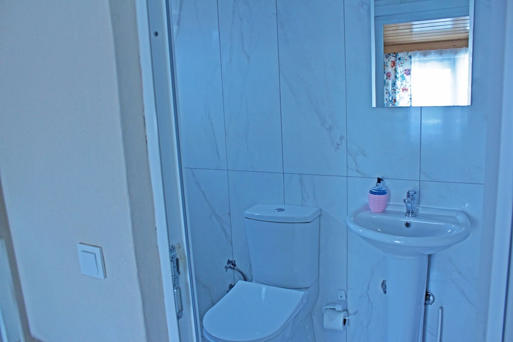 Standard Quadruple Room photo 2