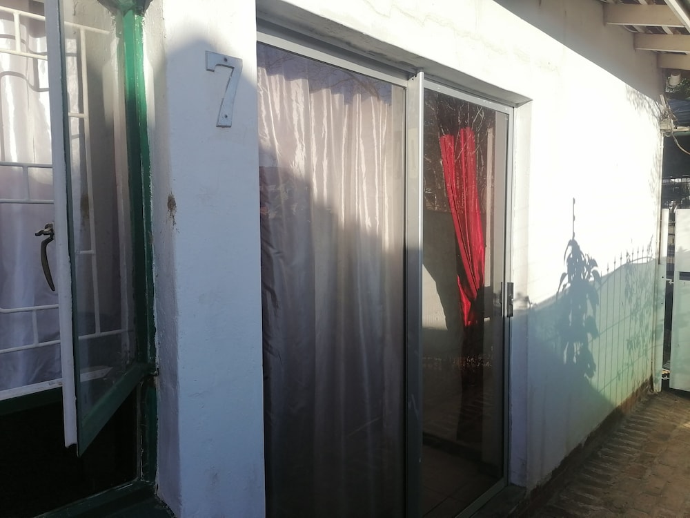 Comfort Room photo 3