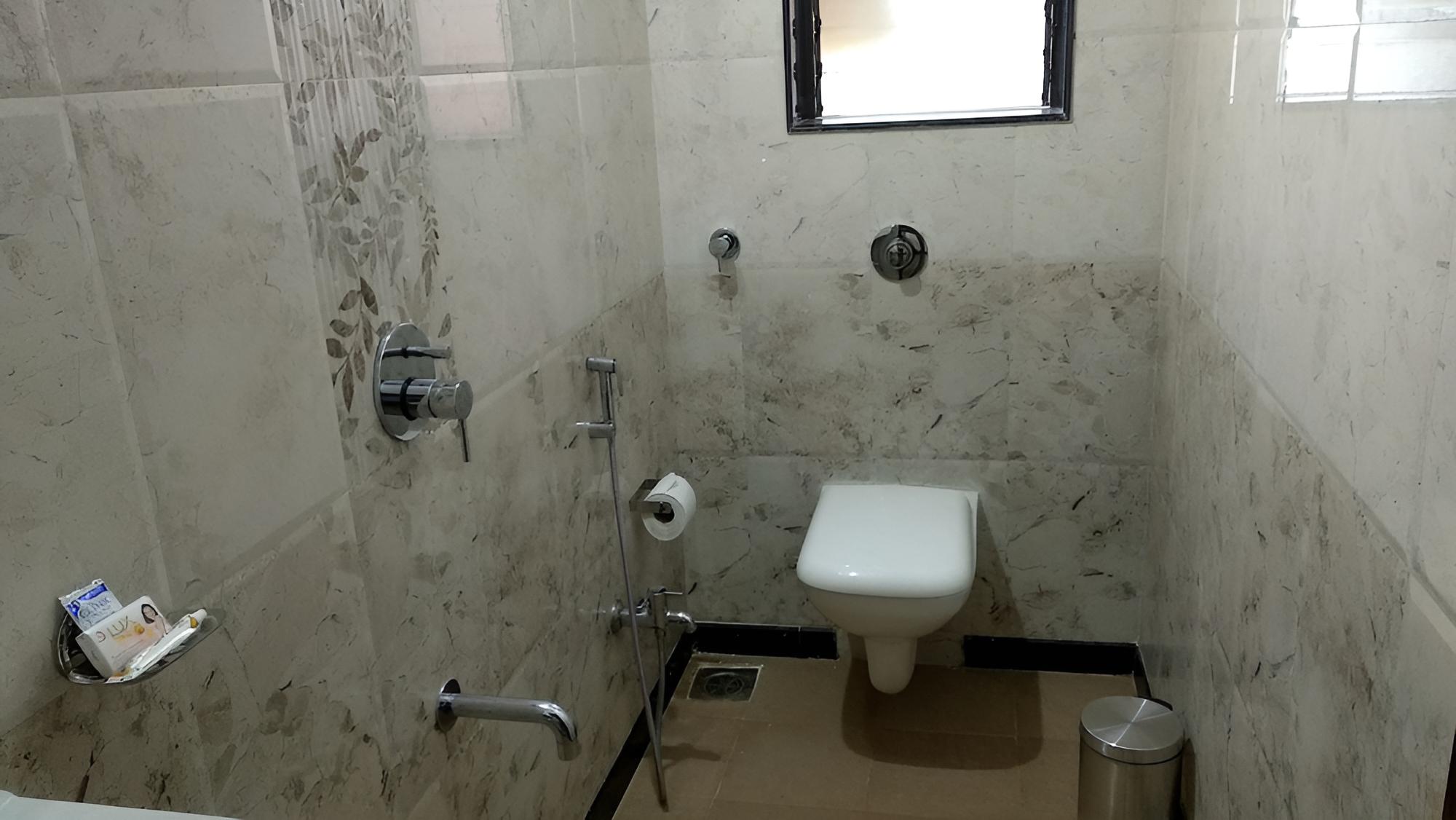 Standard Room - Photo 10