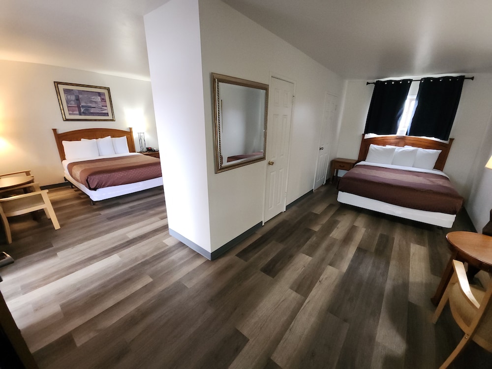 Grand Room photo 3