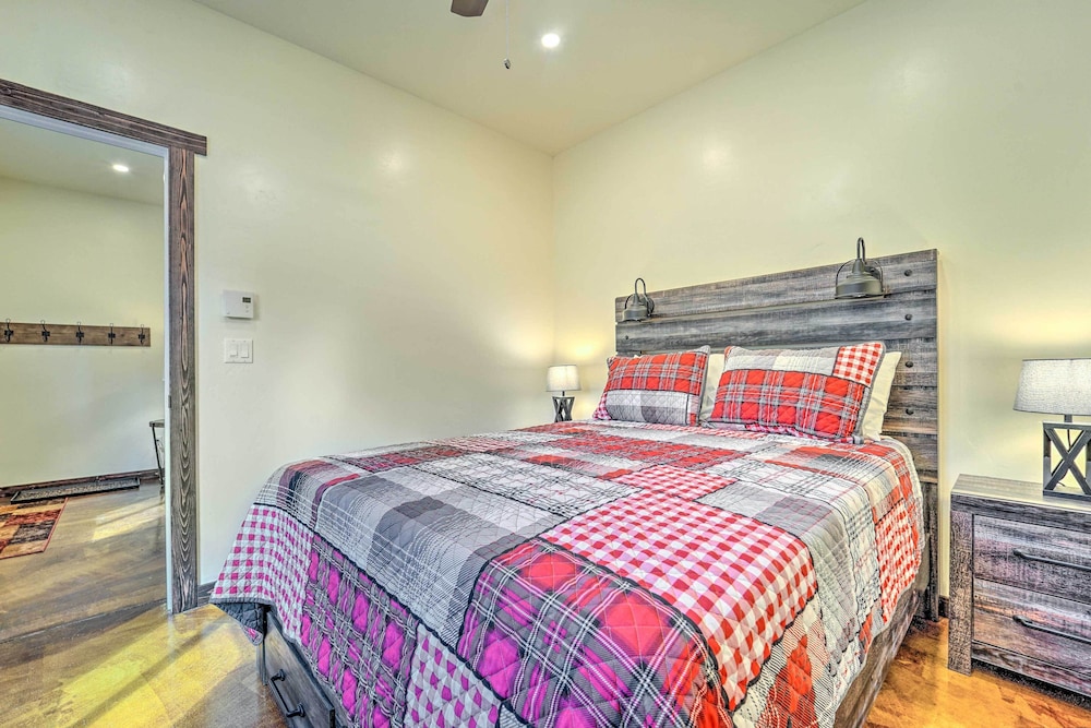 House (2 Bedrooms) photo 1