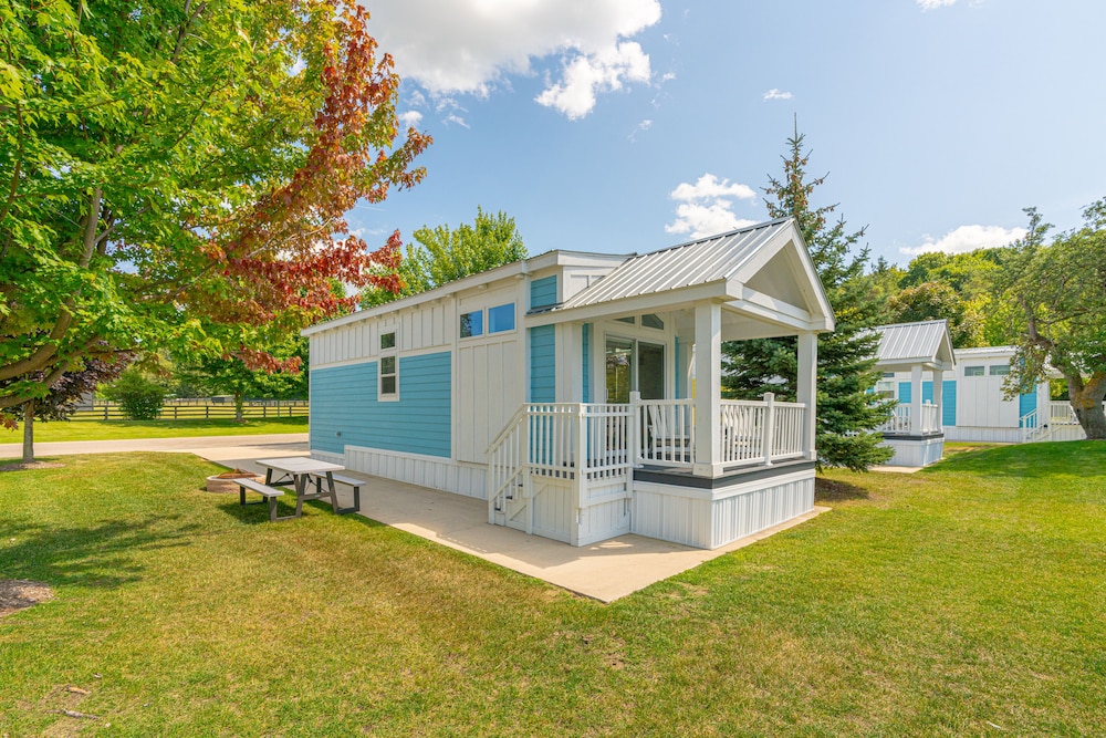 Cottage, 1 Bedroom, with Loft (Limited linens included) photo 3