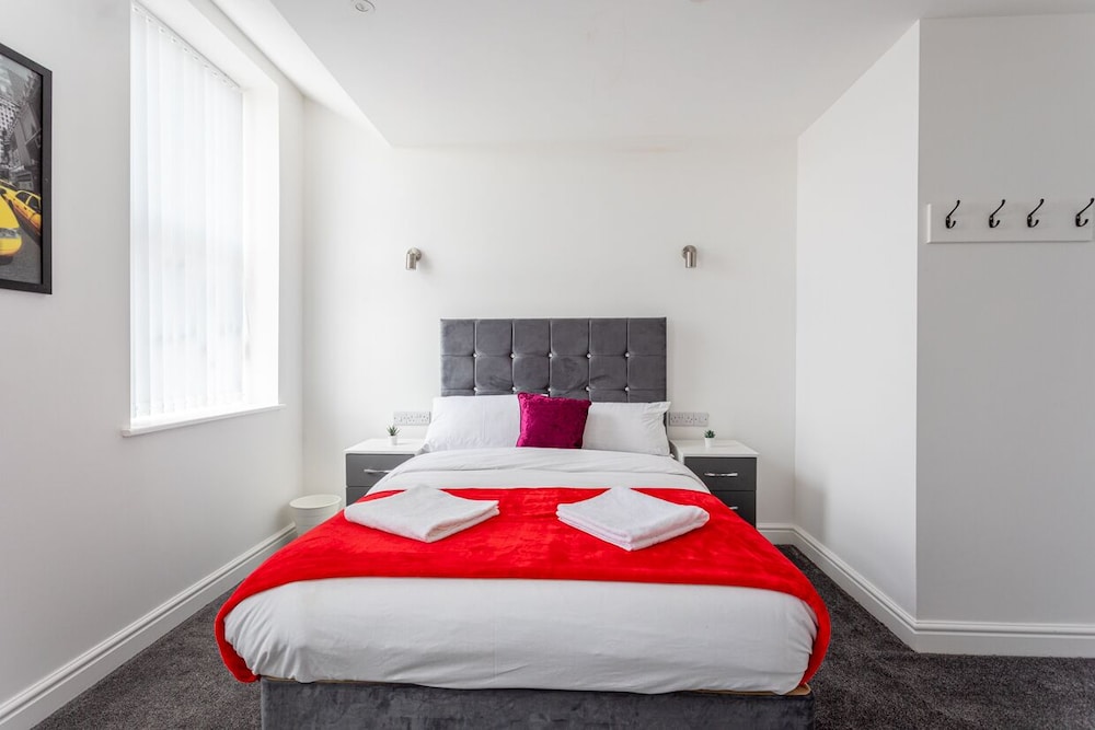 Standard Double Room, 1 Double Bed, Non Smoking, Ensuite - Photo 4