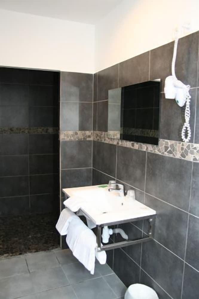 Quadruple Room photo 3