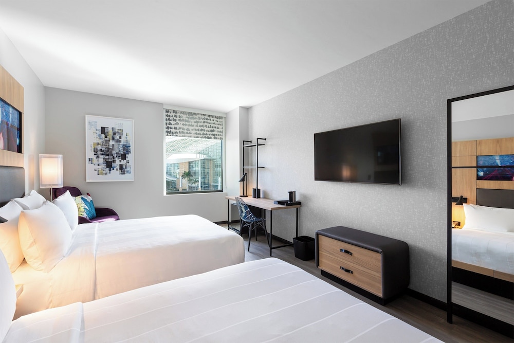Room, 2 Queen Beds (Hearing Accessible) - Photo 1