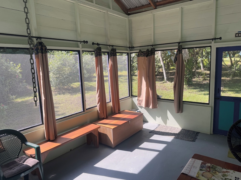 Wild Cabana in Belize - Off-Grid Jungle Experience with Private Porch photo 3