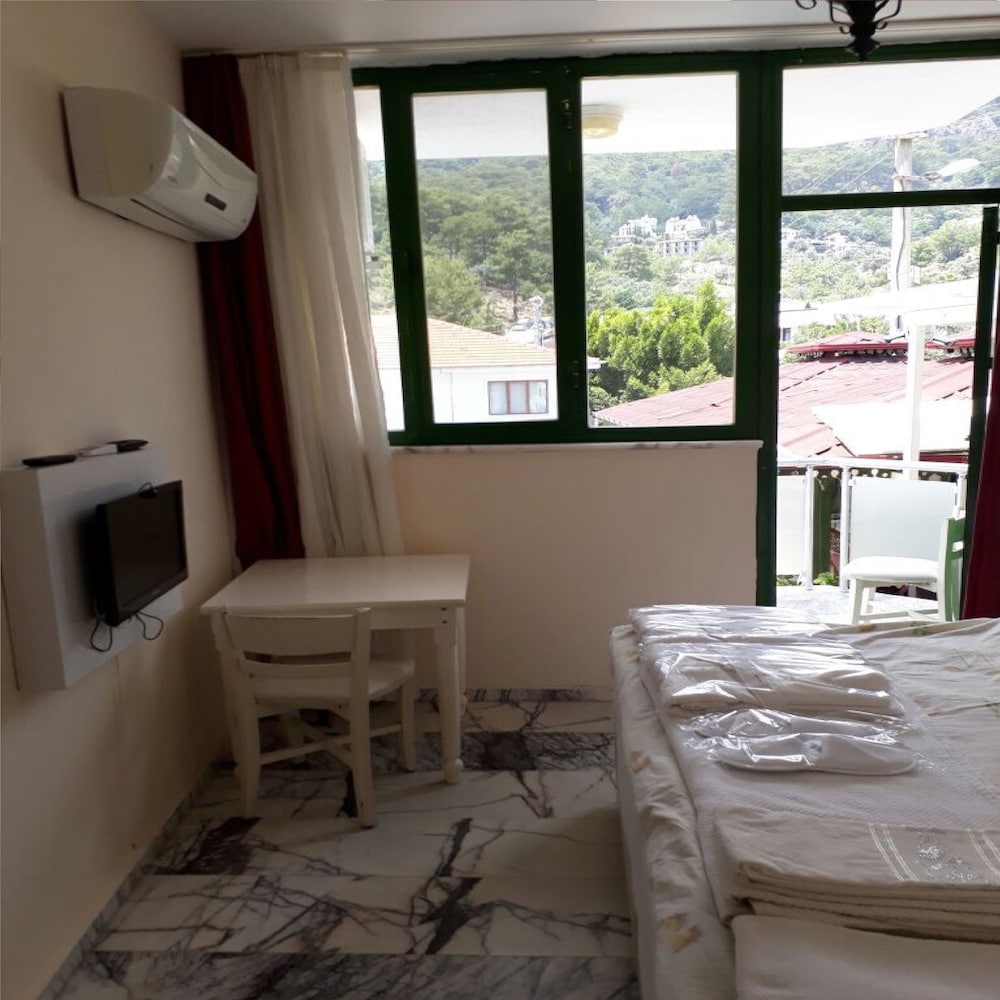 Standard Single Room photo 3