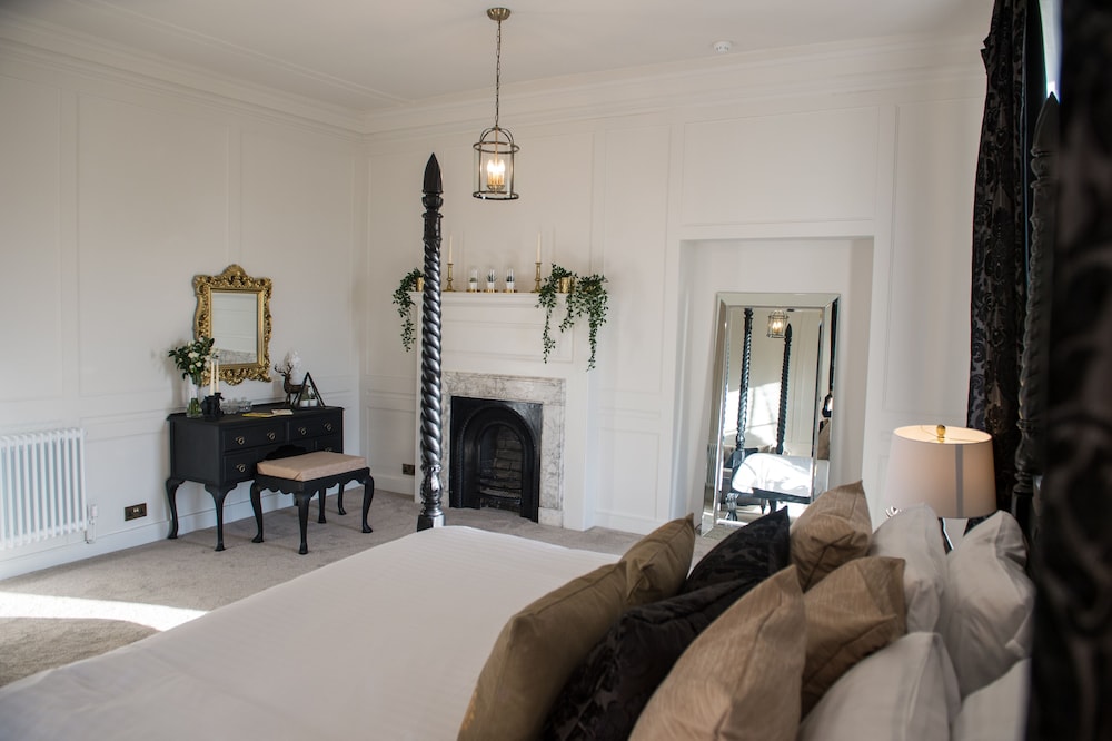 Honeymoon Double Room, 1 King Bed, Ensuite photo 3
