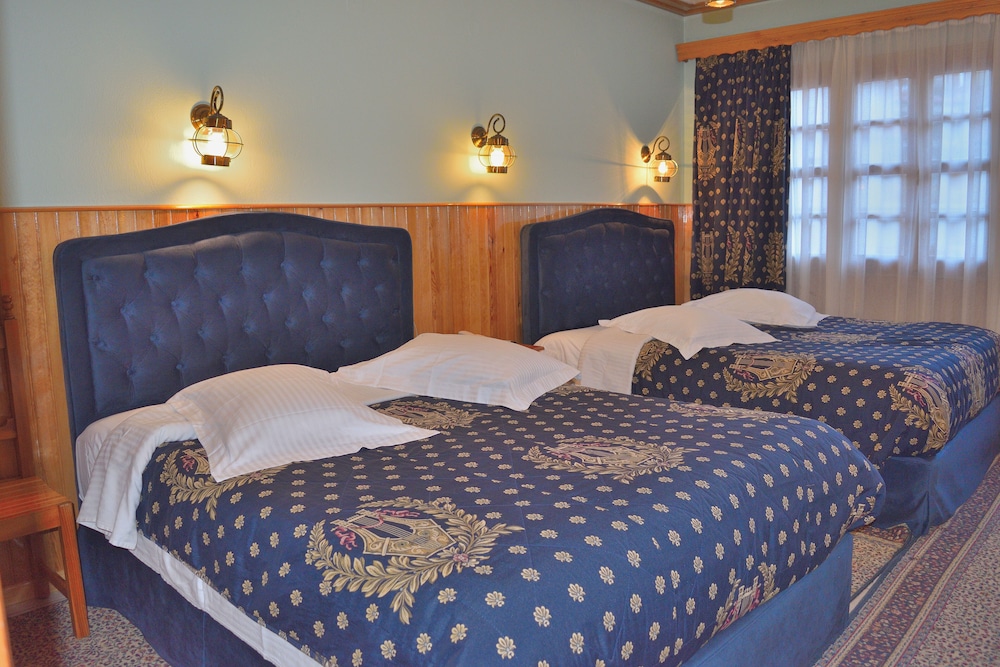 Quadruple Room photo 1