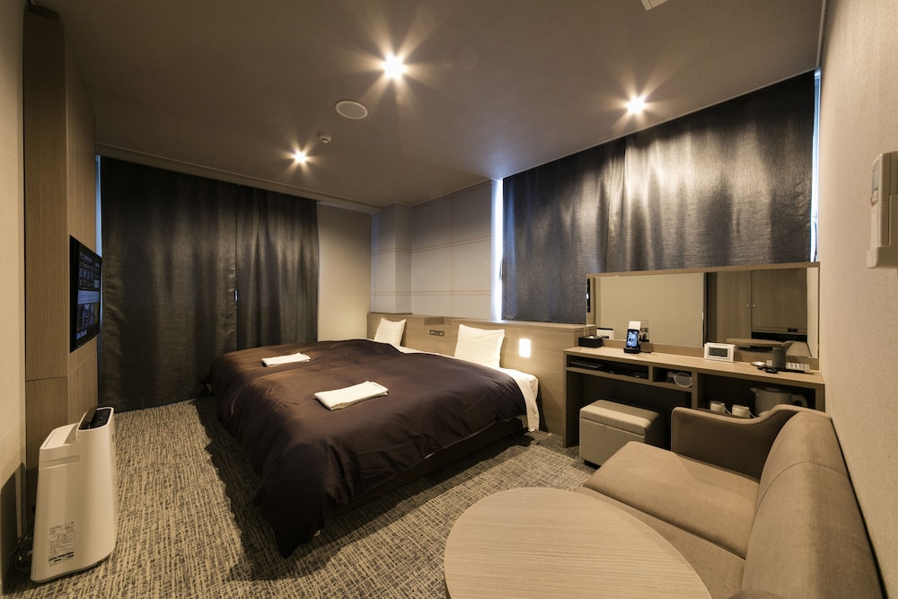 Deluxe Twin Room (Hollywood Style) For 3 Guests photo 2