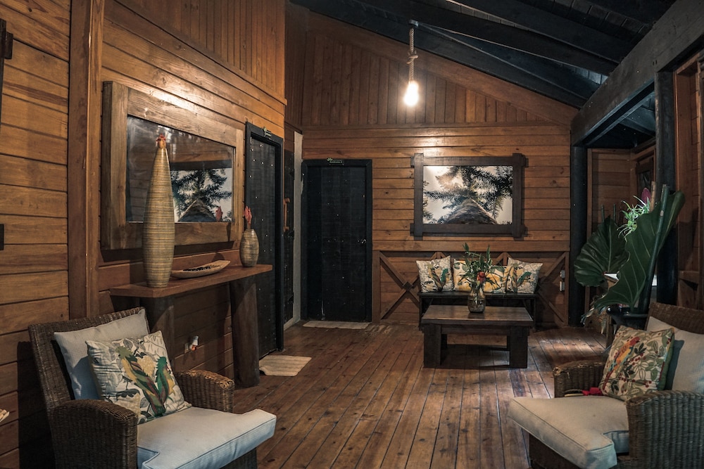 Family Cabin photo 2