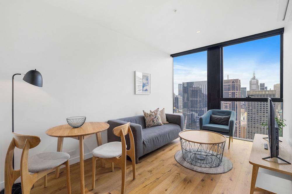 1 Bedroom Apartment City View - Photo 6
