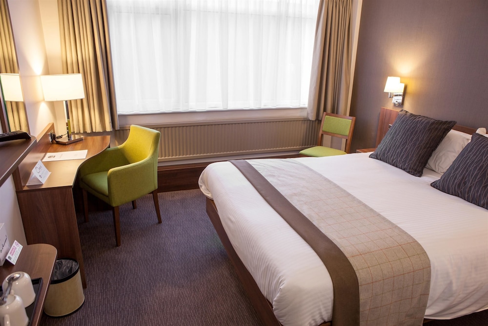 Standard Room, 1 Double Bed, Accessible, Non Smoking photo 2