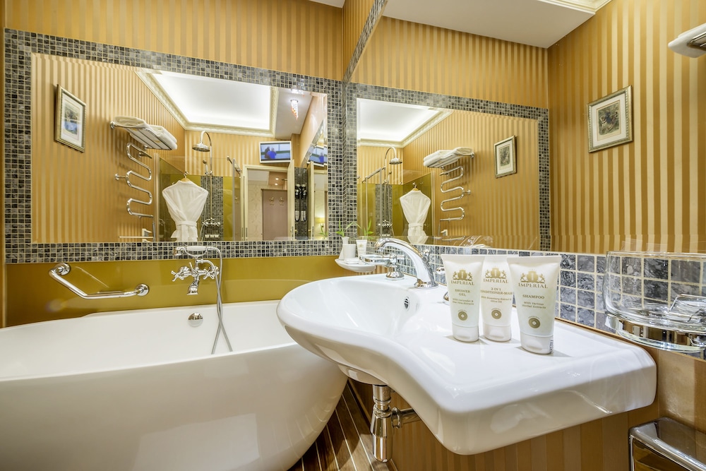 Superior Double Room - Photo 9