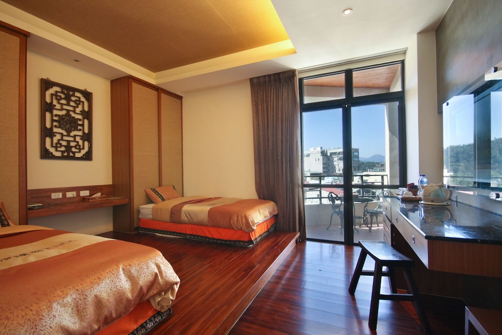 Standard double room photo 3