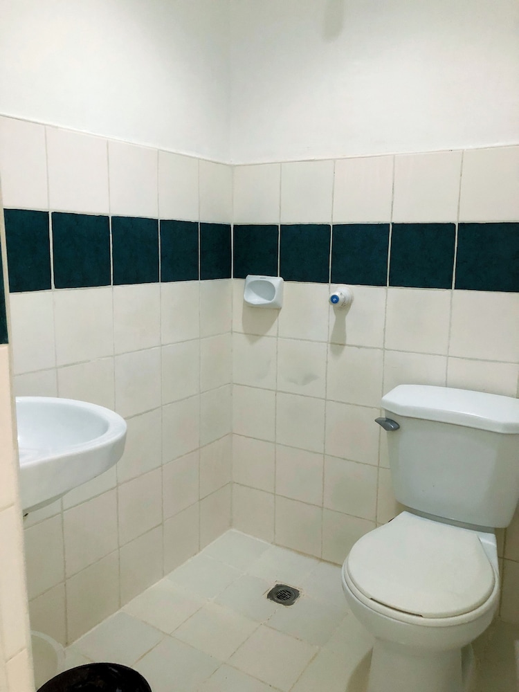 Standard Double Room (Fan ) photo 2