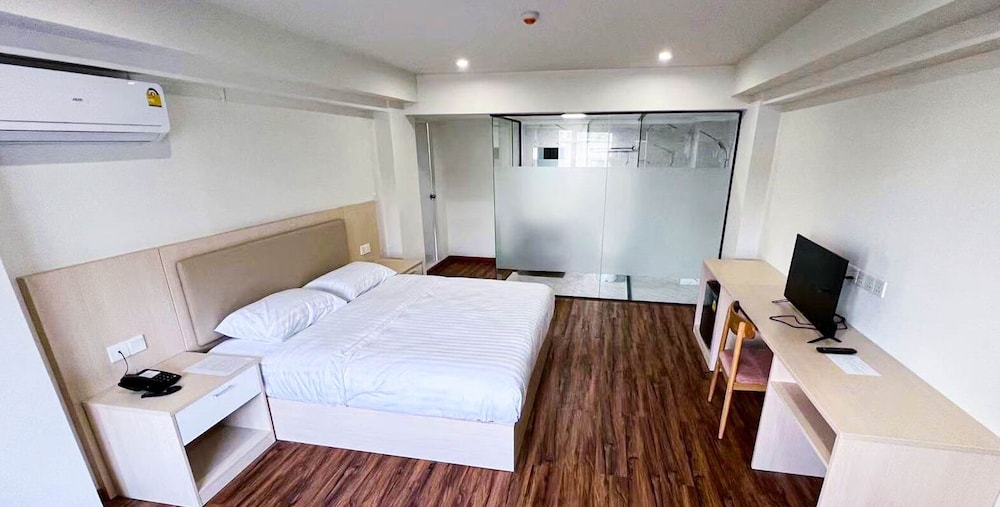 Standard Double Room photo 2