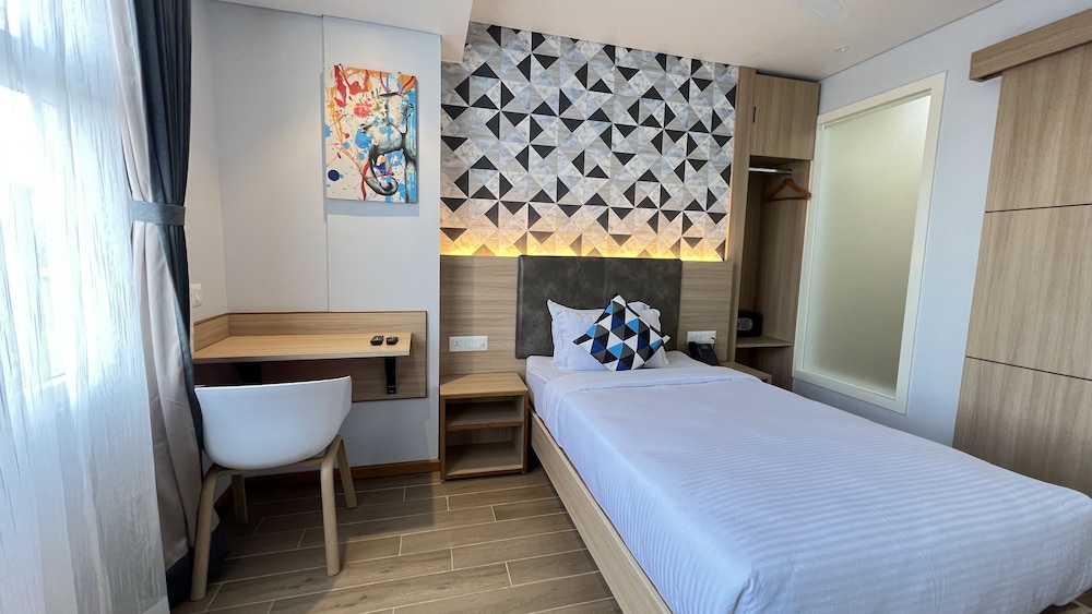 Classic Single Room