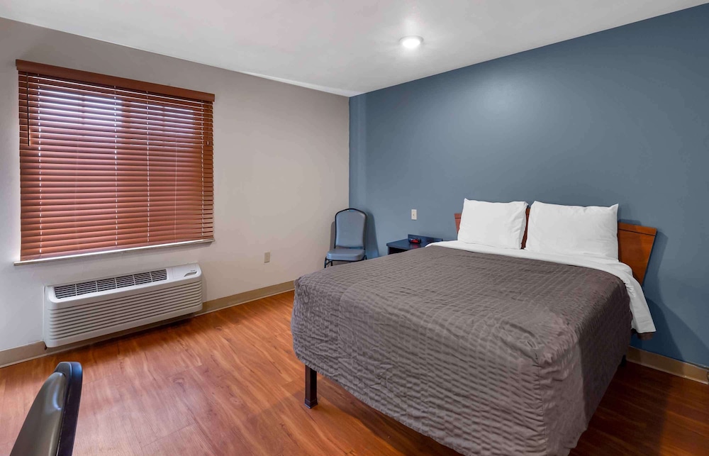 Standard Studio, 1 Double Bed, Non Smoking, Refrigerator & Microwave photo 1