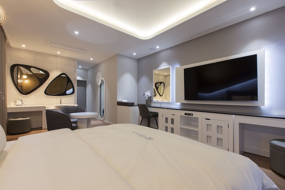 Romantic Suite photo 3
