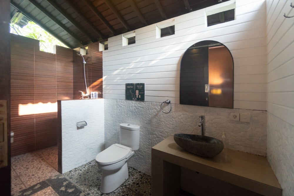 Private Double Bungalow photo 2
