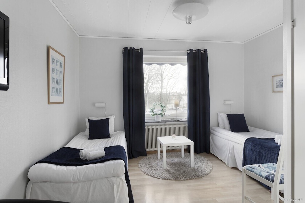 Economy Double Room photo 1