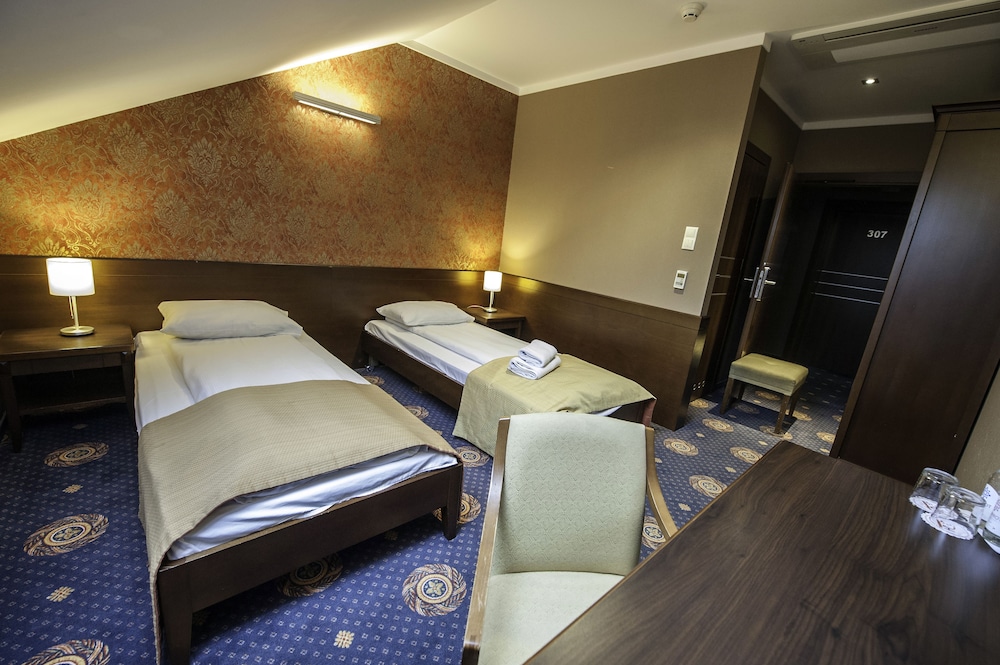 Business Twin Room, 2 Twin Beds, Ensuite