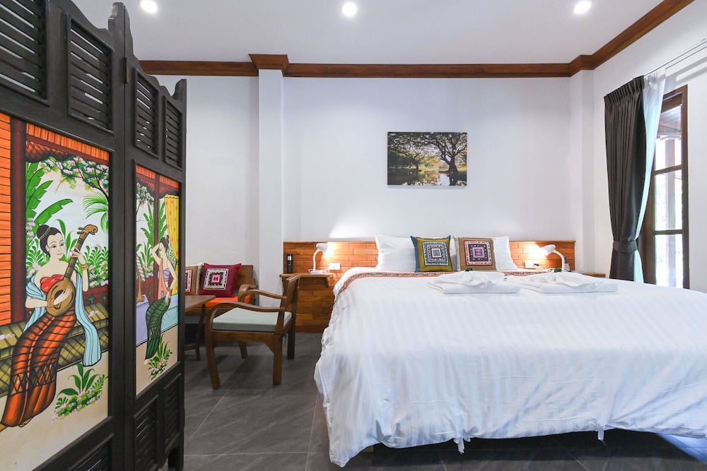 Deluxe Double Room - Photo 7