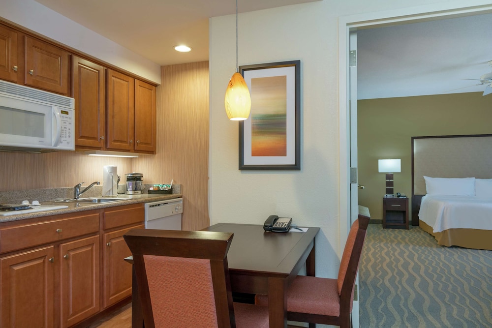 Suite, 2 Bedrooms, Accessible, Non Smoking