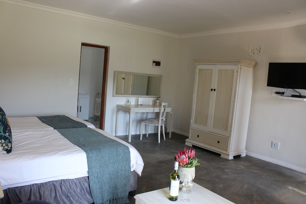 Country Room 3