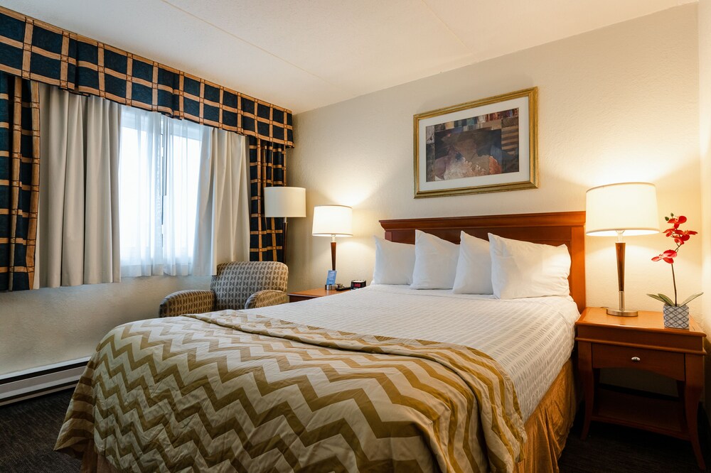 Standard Room, 1 Queen Bed - Photo 10