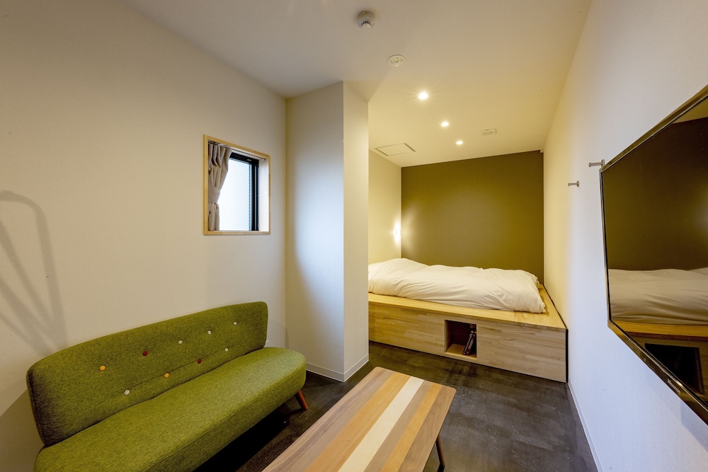 1 Double Bed and Extra Bed (1 Sofa Bed), Shared Bathroom photo 1